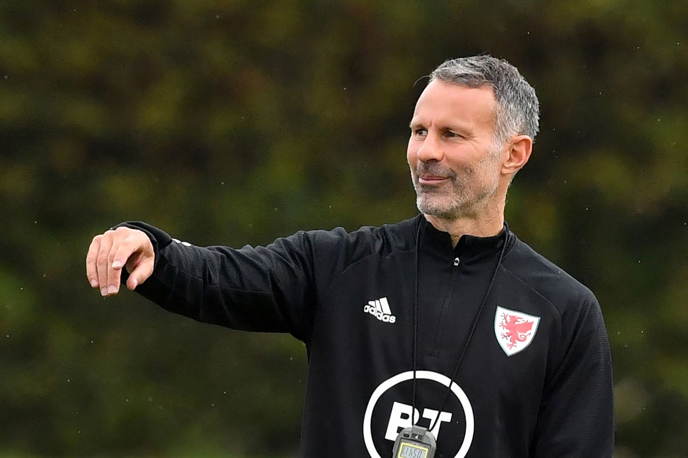 Robert Page Says Ryan Giggs Will Be Involved In Wales World Cup Qualifiers Romsey Advertiser